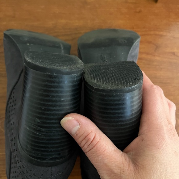 American Eagle Woman’s Boots - Picture 13 of 13